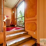 141 - Beautiful Flat Triangle D Or Champs Elysees Apartamento