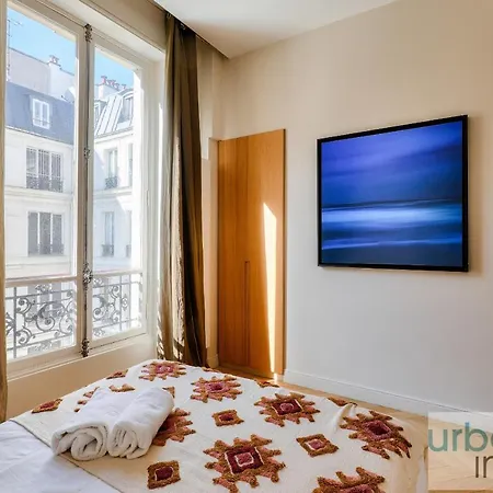 141 - Beautiful Flat Triangle D Or Champs Elysees Apartamento *
