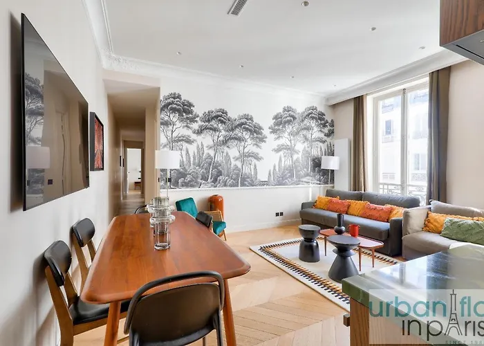 141 - Beautiful Flat Triangle D Or Champs Elysees * باريس