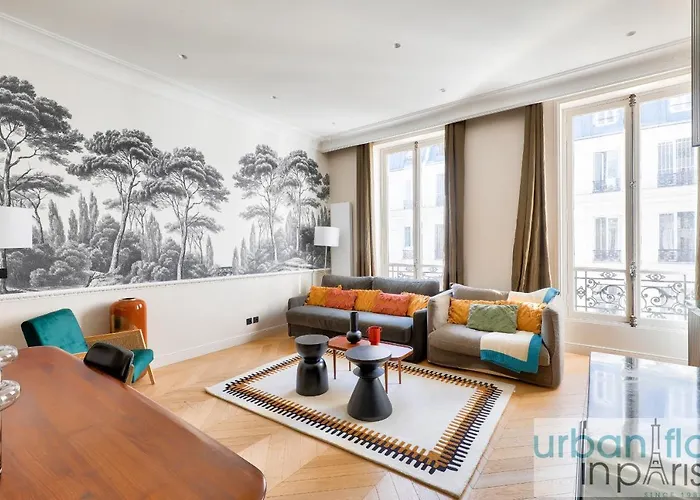 شقة 141 - Beautiful Flat Triangle D Or Champs Elysees *