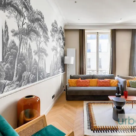 Daire 141 - Beautiful Flat Triangle D Or Champs Elysees *