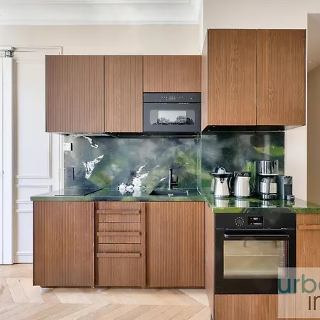 141 - Beautiful Flat Triangle D Or Champs Elysees