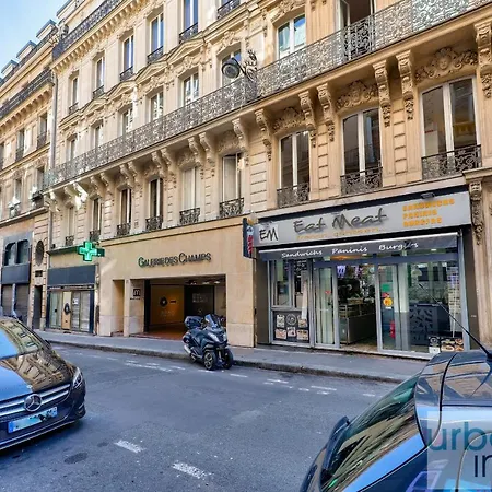 141 - Beautiful Flat Triangle D Or Champs Elysees